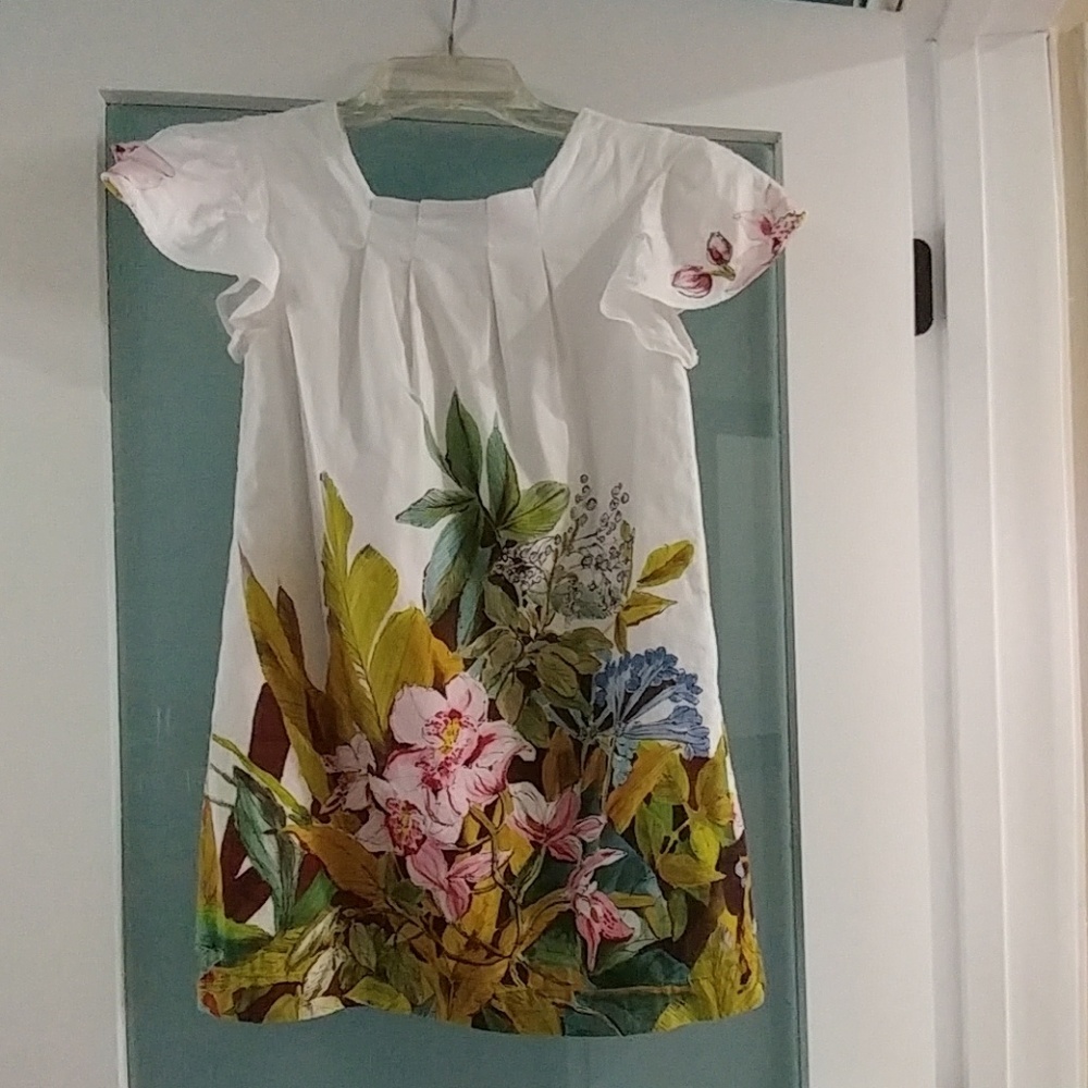 Little girl dress